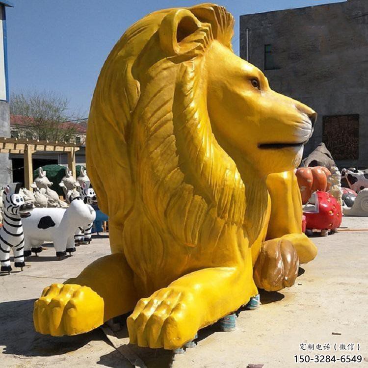 抽象型獅子雕塑，彩繪效果，玻璃鋼材質(zhì)結(jié)構(gòu)