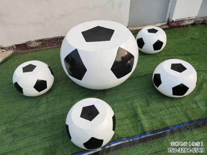 足球坐凳雕塑,仿真藝術(shù)形態(tài)，玻璃鋼坐凳雕塑類(lèi)型