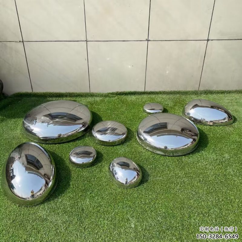 商業街石塊雕塑