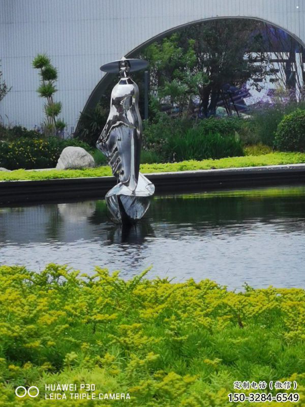 乘船人雕塑指用，小區擺件，廣場不銹鋼乘船人雕塑制作