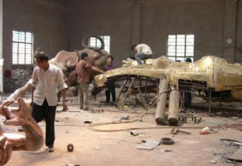 恐龍雕塑承接，鍛造工藝，幾何恐龍雕塑訂做