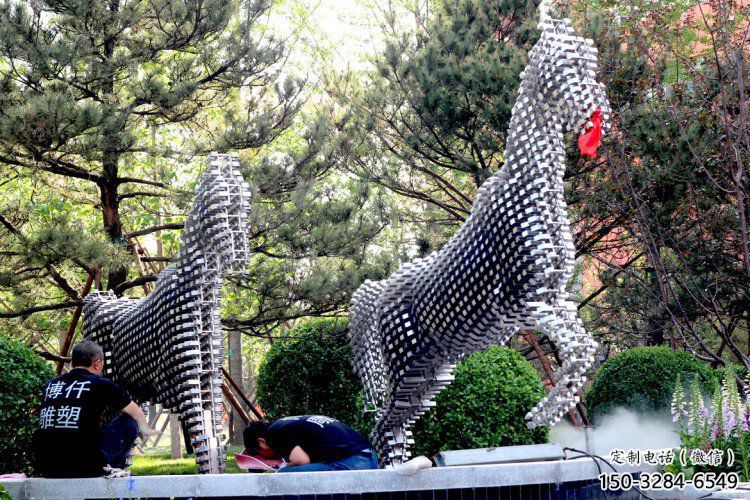 方塊馬雕塑定制，露天雕塑，不銹鋼方塊馬雕塑展品