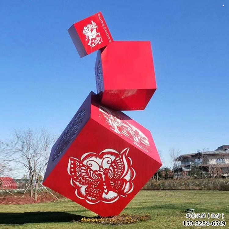 房地產(chǎn)立方體雕塑