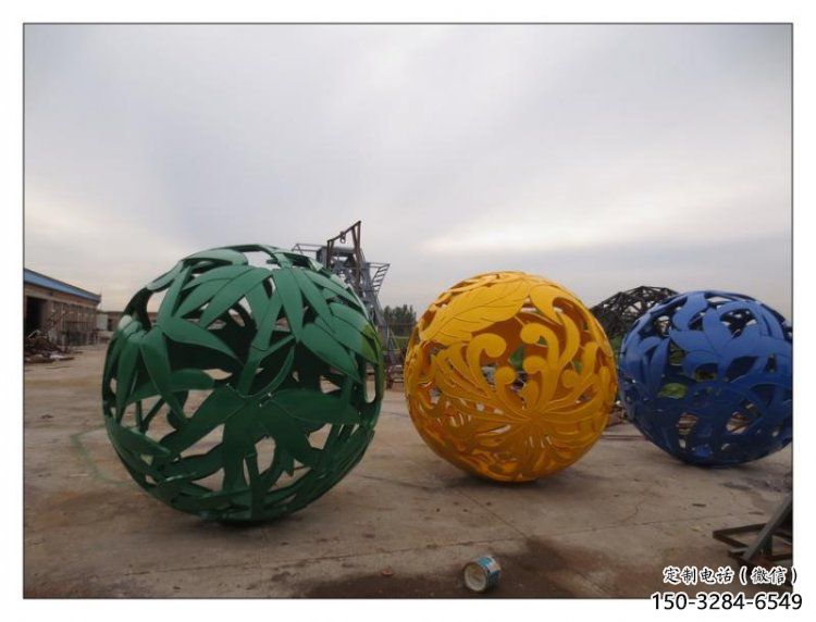 鏤空花紋球雕塑定做，廣場雕塑，不銹鋼花紋球雕塑優選
