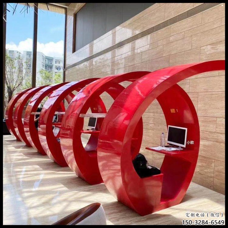 膠卷坐凳雕塑加工，現(xiàn)代美陳裝飾設(shè)計