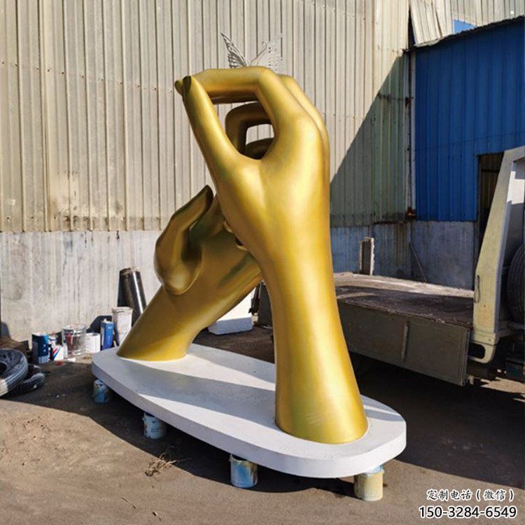 握手雕塑制造商，室外軟裝，不銹鋼握手雕塑生產廠家