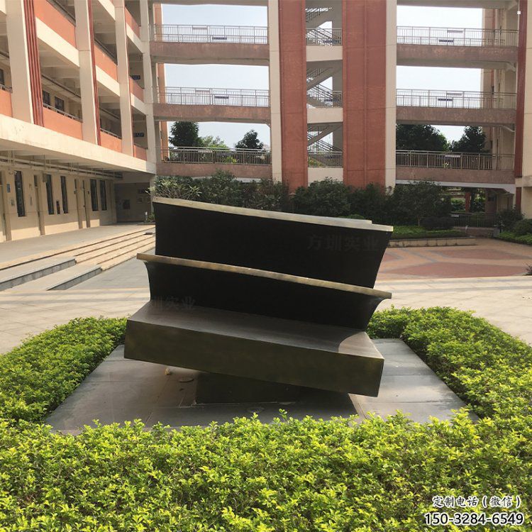 大型疊書雕塑常用，戶外擺放，疊書銅雕塑廠家