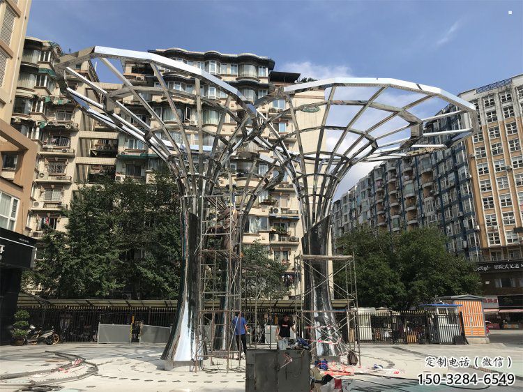 遮陽(yáng)樹(shù)雕塑通用，陸地?cái)[件，各類鏤空遮陽(yáng)樹(shù)雕塑點(diǎn)擊