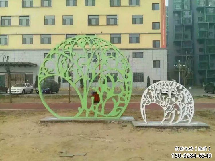 鏤空樹雕塑選定，美陳雕塑，現(xiàn)代鏤空剪紙樹雕塑優(yōu)選
