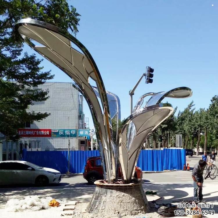 鏡面樹葉雕塑制造，廣場雕塑，制造不銹鋼樹葉雕塑廠家