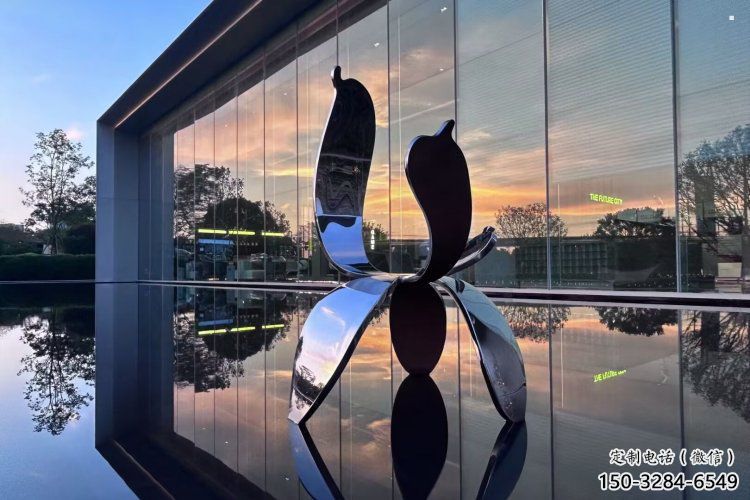 四葉草雕塑展品，景觀雕塑，不銹鋼四葉草雕塑供應