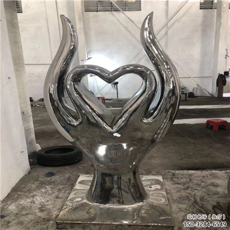 大型心形雕塑常用，戶外擺放，鏡面心形雕塑展示專供