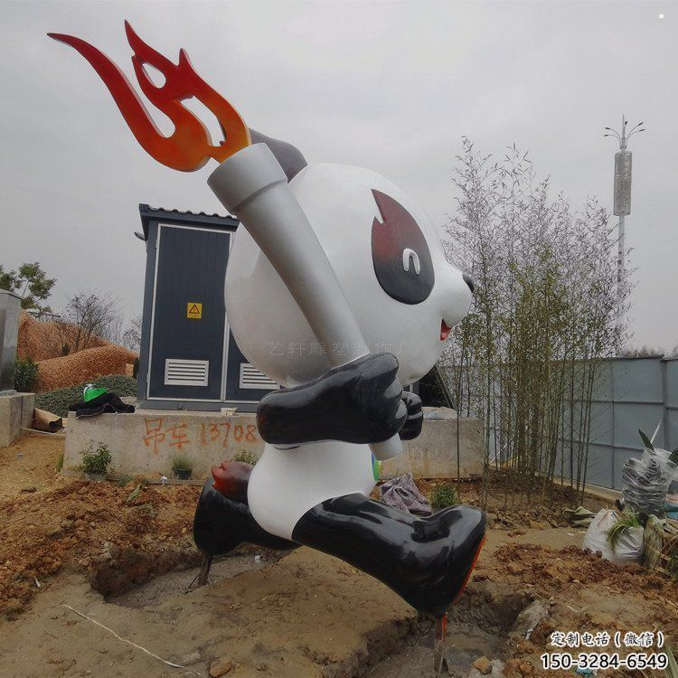 熊貓擺件制造，廣場擺件，景觀卡通熊貓雕塑選定