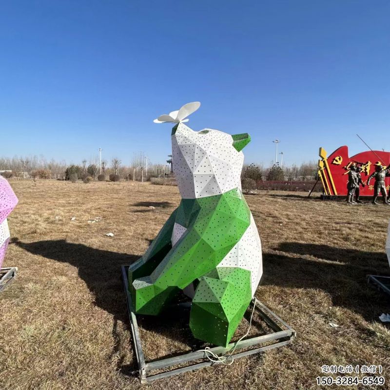 彩繪熊貓雕塑通用，花園小品，廣場切面熊貓雕塑優價