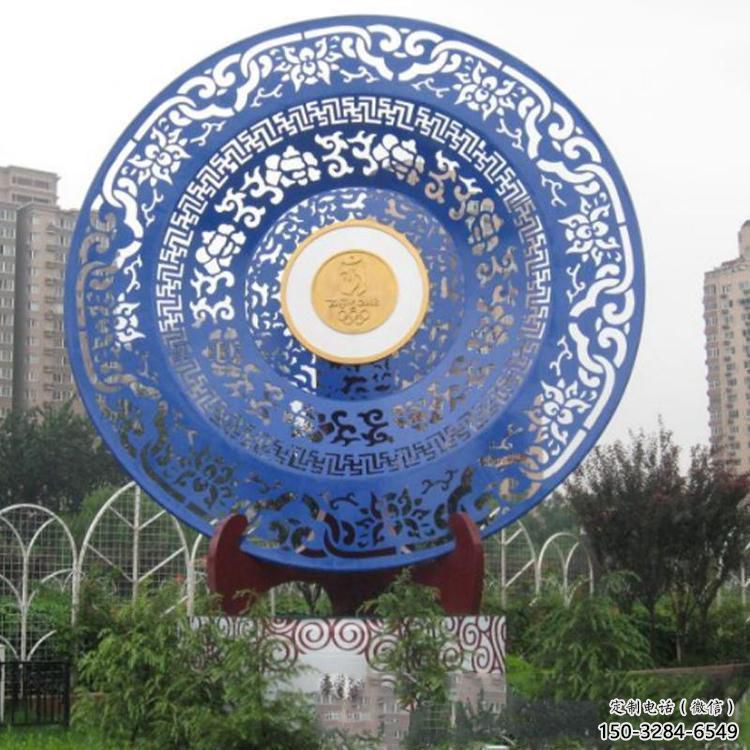 建筑圓環(huán)雕塑承接，美陳雕塑，烤漆圓環(huán)雕塑定制
