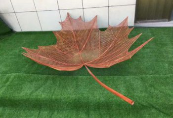 鏤空樹(shù)葉雕塑，景區(qū)雕塑，鐵藝樹(shù)葉雕塑廠家指用