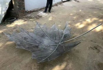 鏤空樹(shù)葉雕塑加工，鍛造工藝，鐵藝樹(shù)葉雕塑生產(chǎn)廠家