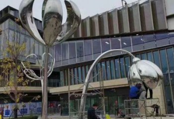 四葉草雕塑承接，村標概念，不銹鋼四葉草雕塑供需