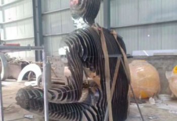 鏤空人物雕塑制造，歐式風格，創意鐵藝人物雕塑定價