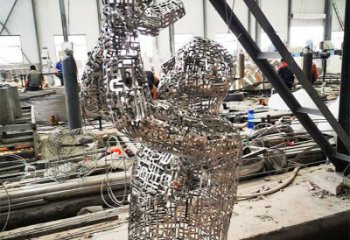 鏤空人物雕塑觀賞型，公園小品，鐵藝字母人物雕塑常用