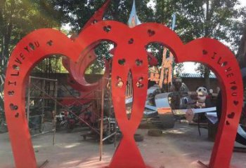 展示雕塑定制，小區雕塑，不銹鋼心心相印雕塑提供