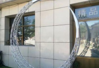 圓環(huán)雕塑制造商，小區(qū)擺件，白鋼鏤空?qǐng)A環(huán)雕塑提供