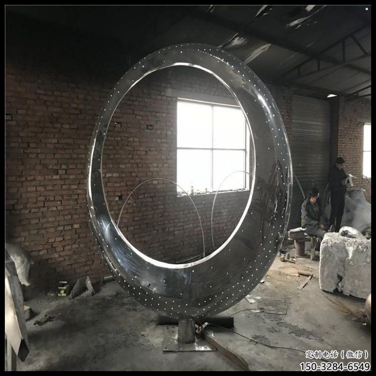 月亮雕塑提供，美陳雕塑，不銹鋼月亮雕塑制作承接