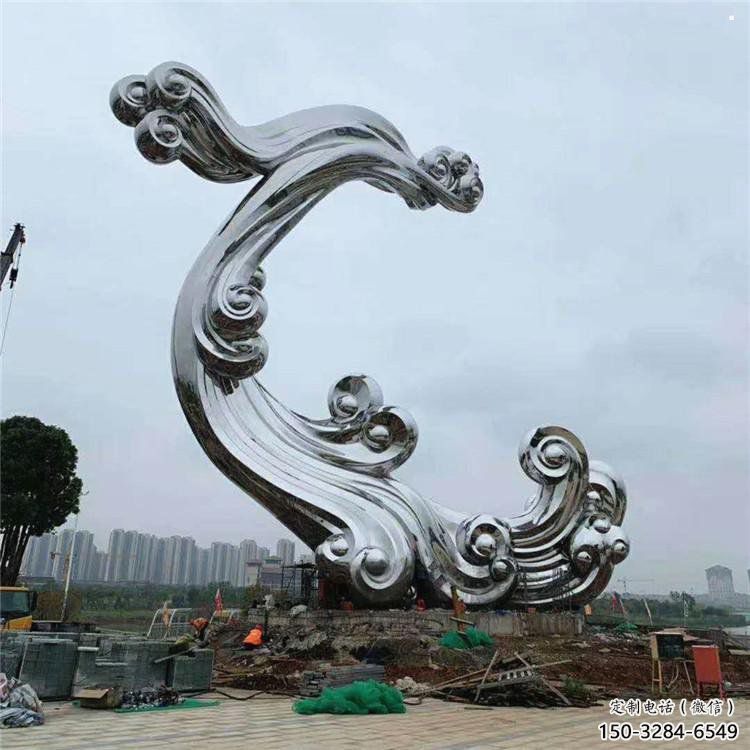 公園云朵雕塑，噴砂發(fā)光雕塑，鍛造工藝