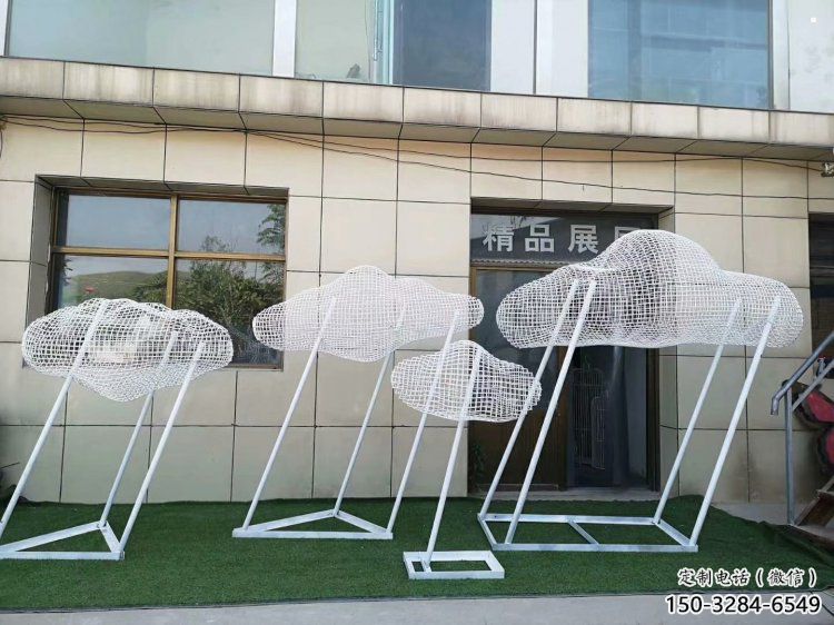 房地產(chǎn)云梯雕塑