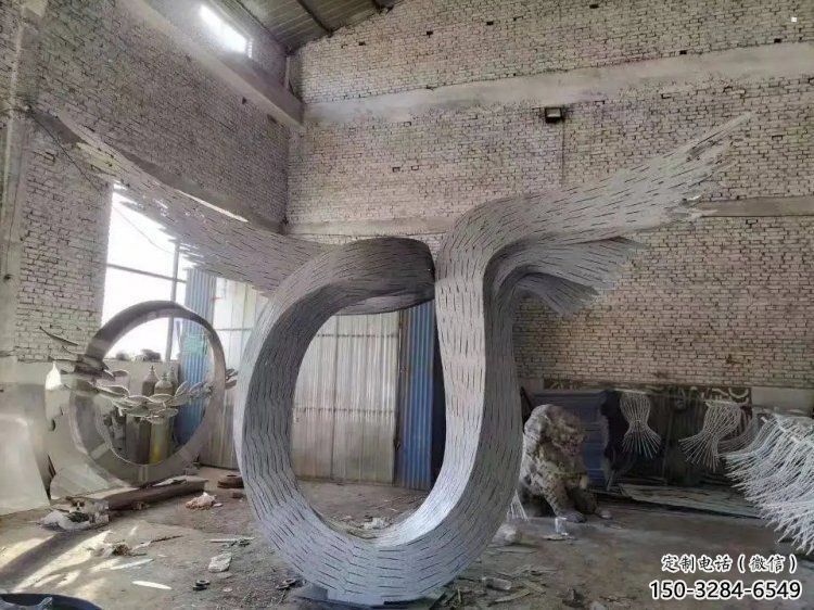 抽象鳥翅雕塑供應(yīng)，花園小品，不銹鋼鳥翅雕塑展品