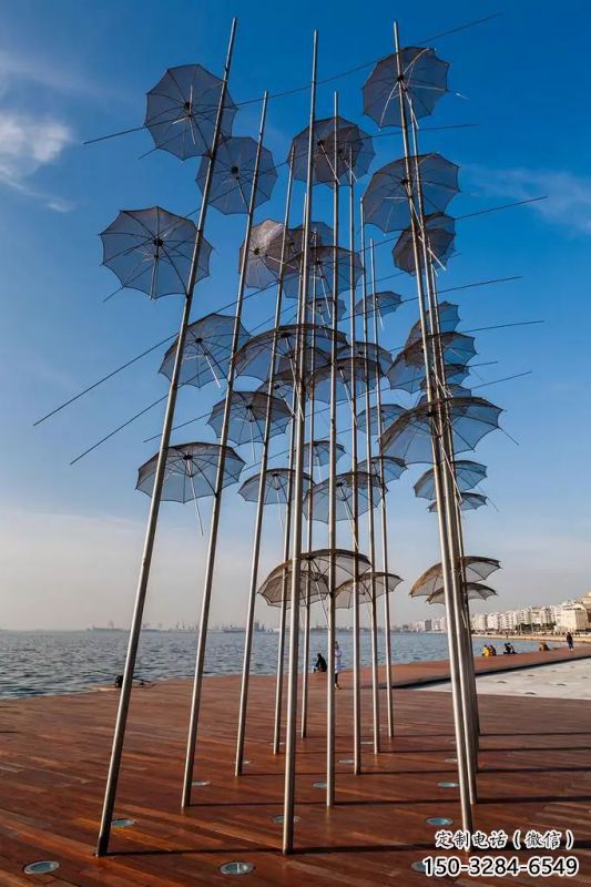 白銀步行街雨傘雕塑