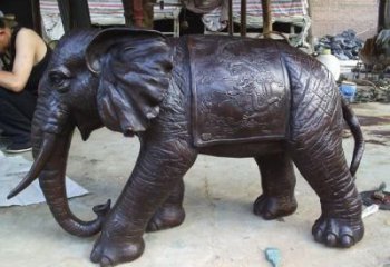 黃山庭院大象雕塑定做，廣場雕塑，室外銅大象雕塑提供
