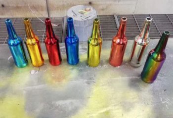 福清公園啤酒瓶雕塑定價，村標概念，玻璃鋼啤酒瓶雕塑選用