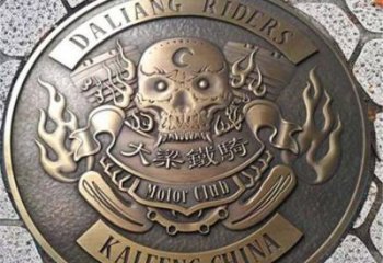 欽州鑄造校徽雕塑