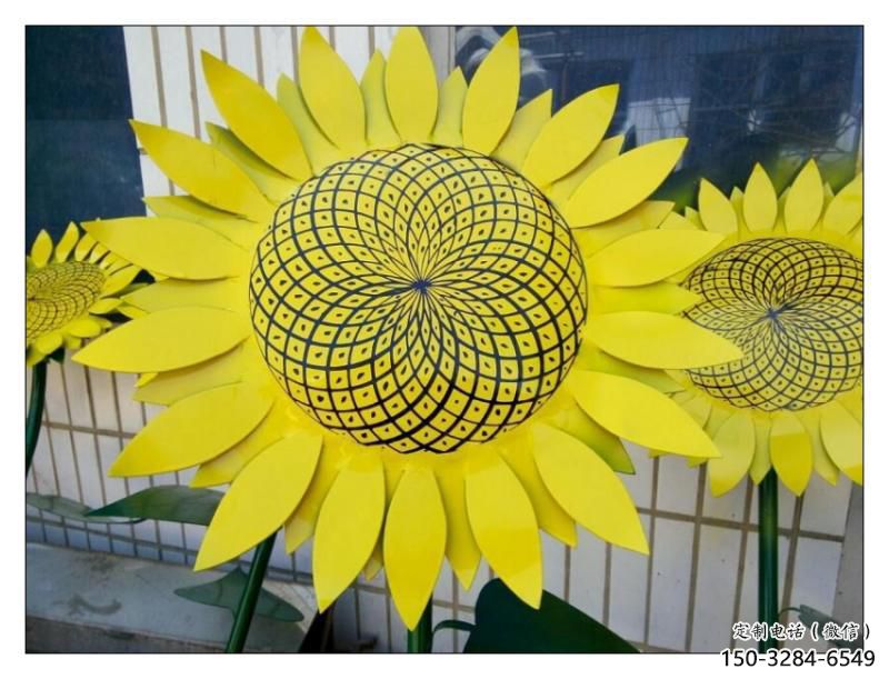 黔南抽象花籃雕塑展品，小區(qū)雕塑，葵花花籃雕塑工程制作精選