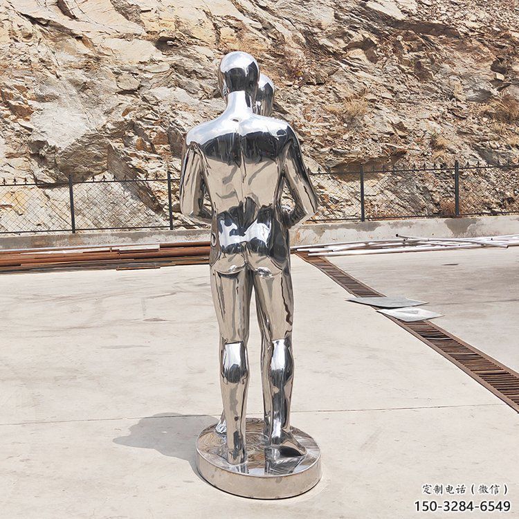 鄂州廣場情侶雕塑