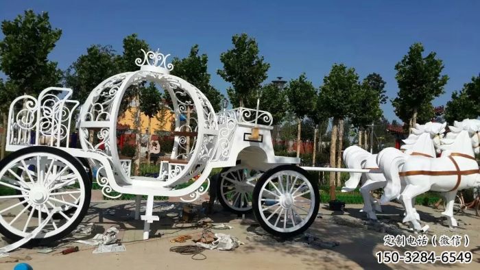 常德廣場馬車雕塑