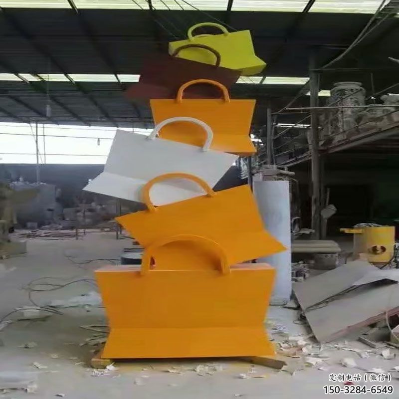 隆德烤漆挎包雕塑制造商，室外軟裝，景觀挎包雕塑制作