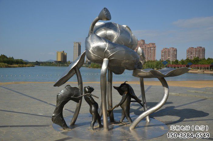 歷下蓮蓬嬉戲雕塑，城市植物景觀雕塑，不銹鋼鏡面效果