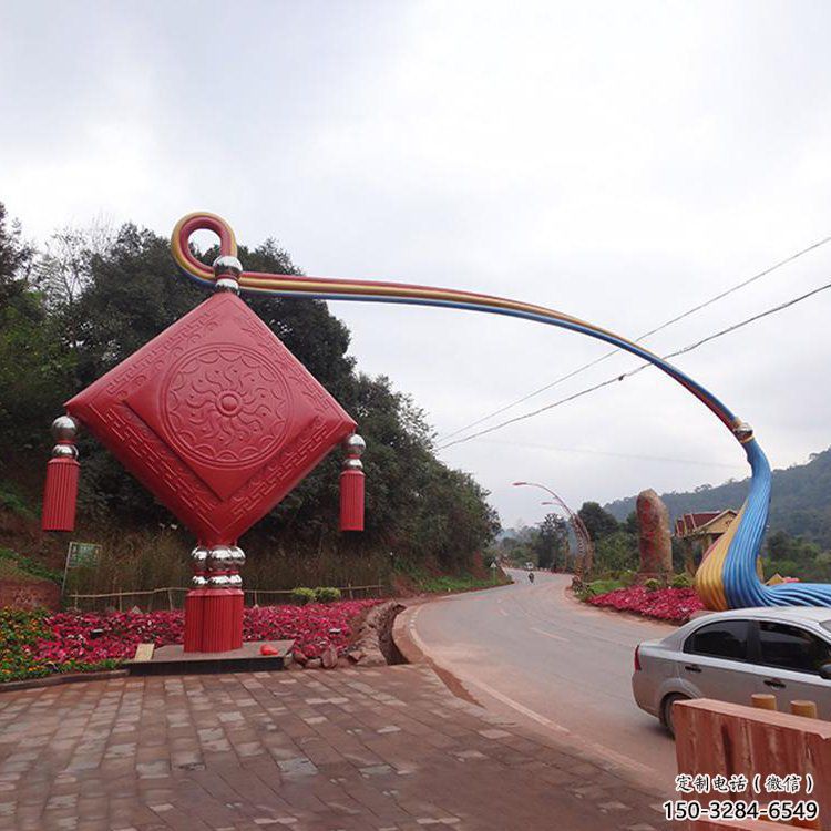 攀枝花街道中國結(jié)雕塑