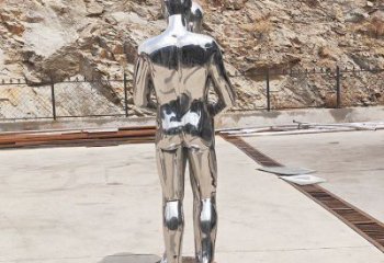 當雄廣場情侶雕塑