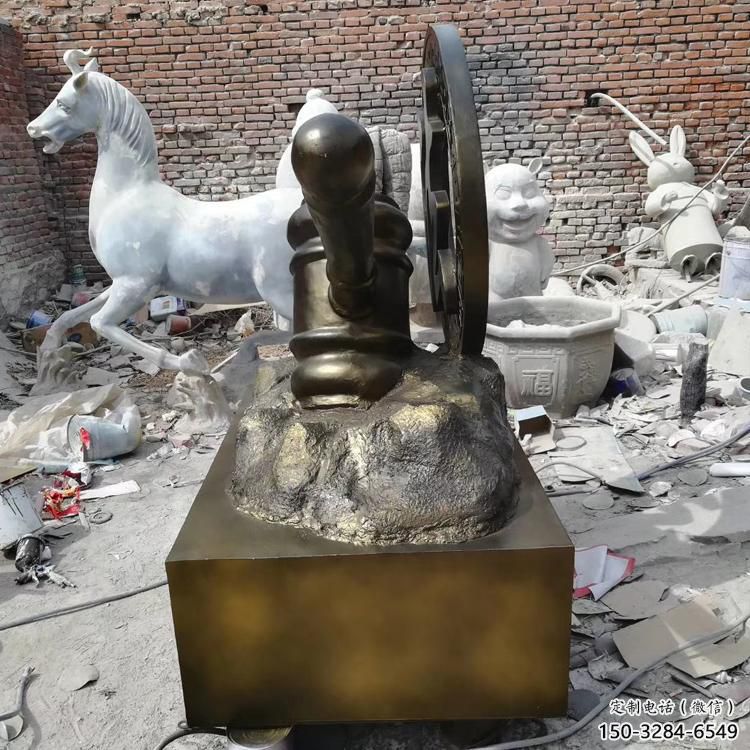 渝中公園錘子雕塑